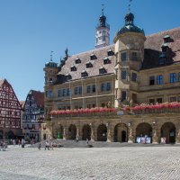 &copy; pixabay.com/maxmann